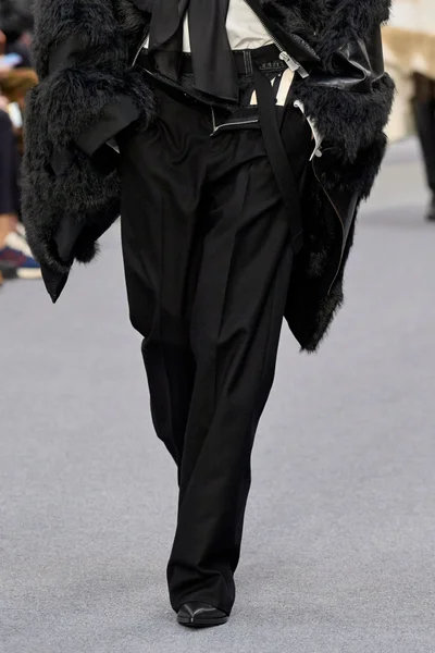 Look 210